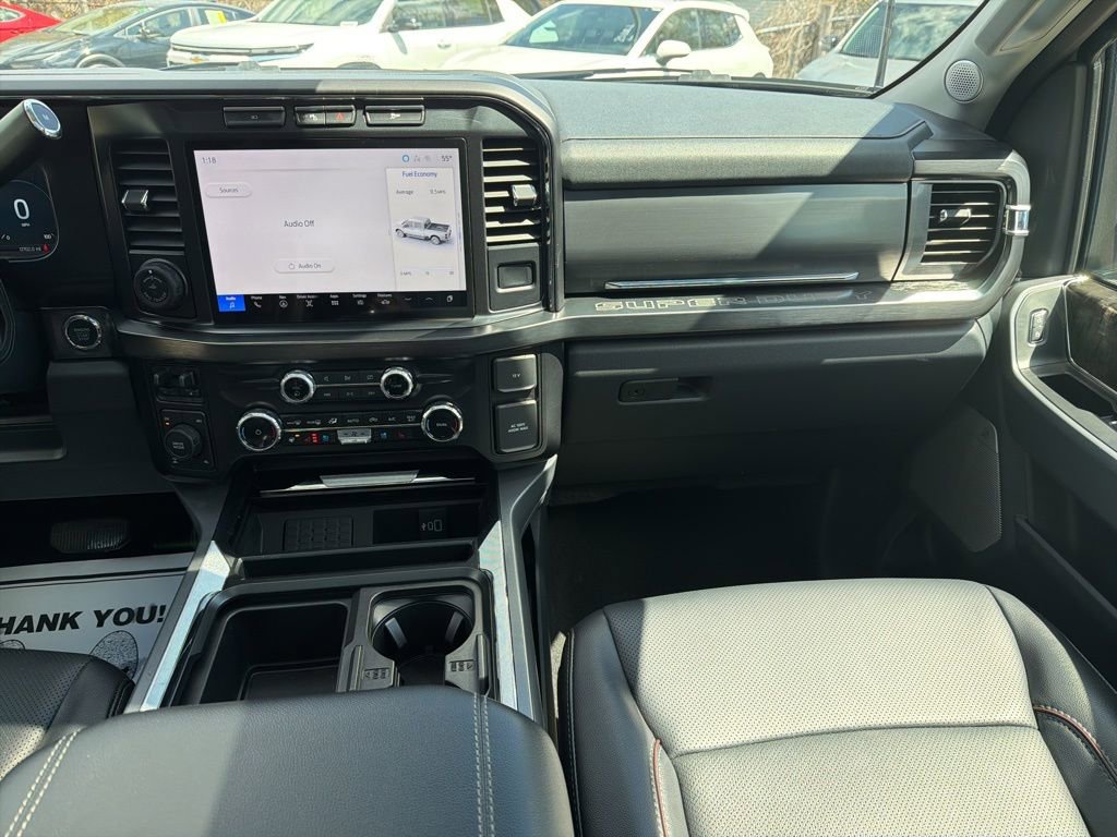Used 2024 Ford F250 Lariat w/ Lariat Ultimate Package AWD/4WD image 24