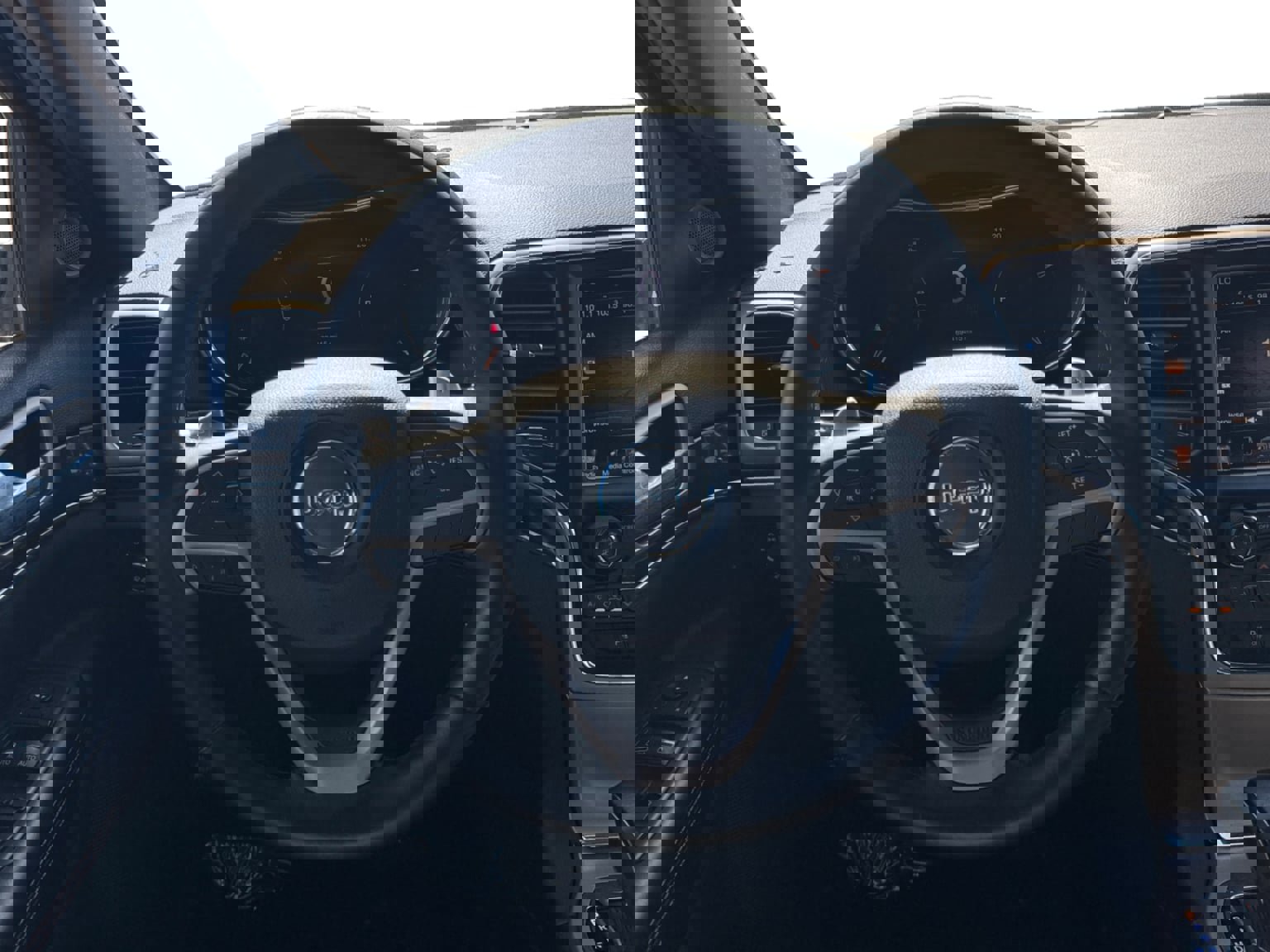 Used 2016 Jeep Grand Cherokee Limited 75th Anniversary image 13