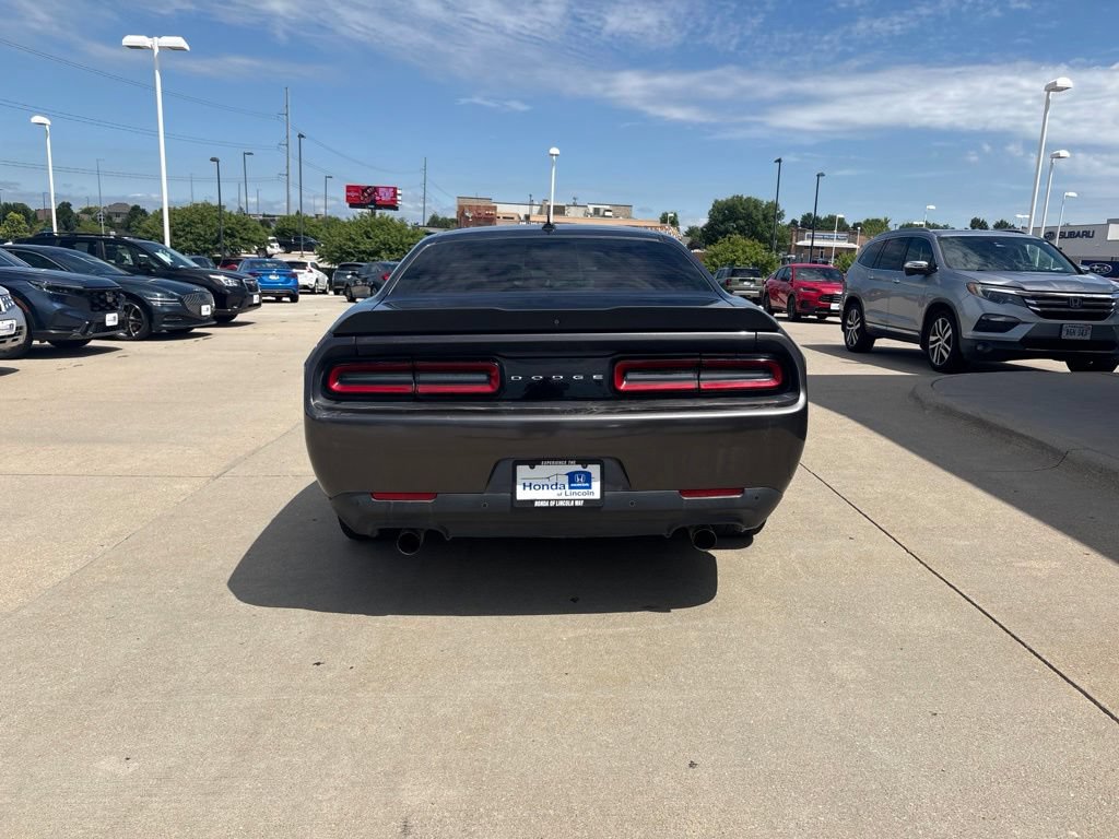Used 2015 Dodge Challenger R/T Scat Pack w/ Leather Interior Group RWD image 6