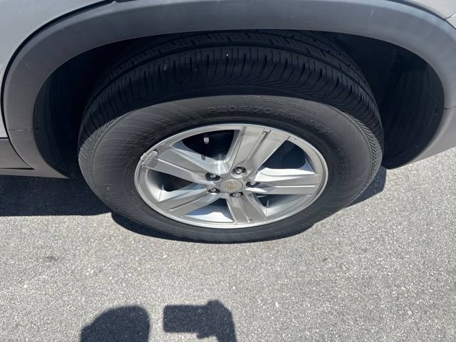 Used 2022 Chevrolet Trax LS w/ Tint and Cruise Package FWD image 10