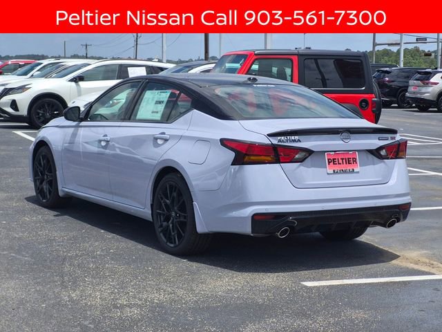New 2026 Nissan Altima 2.5 SR w/ SR Midnight Edition Package FWD image 3