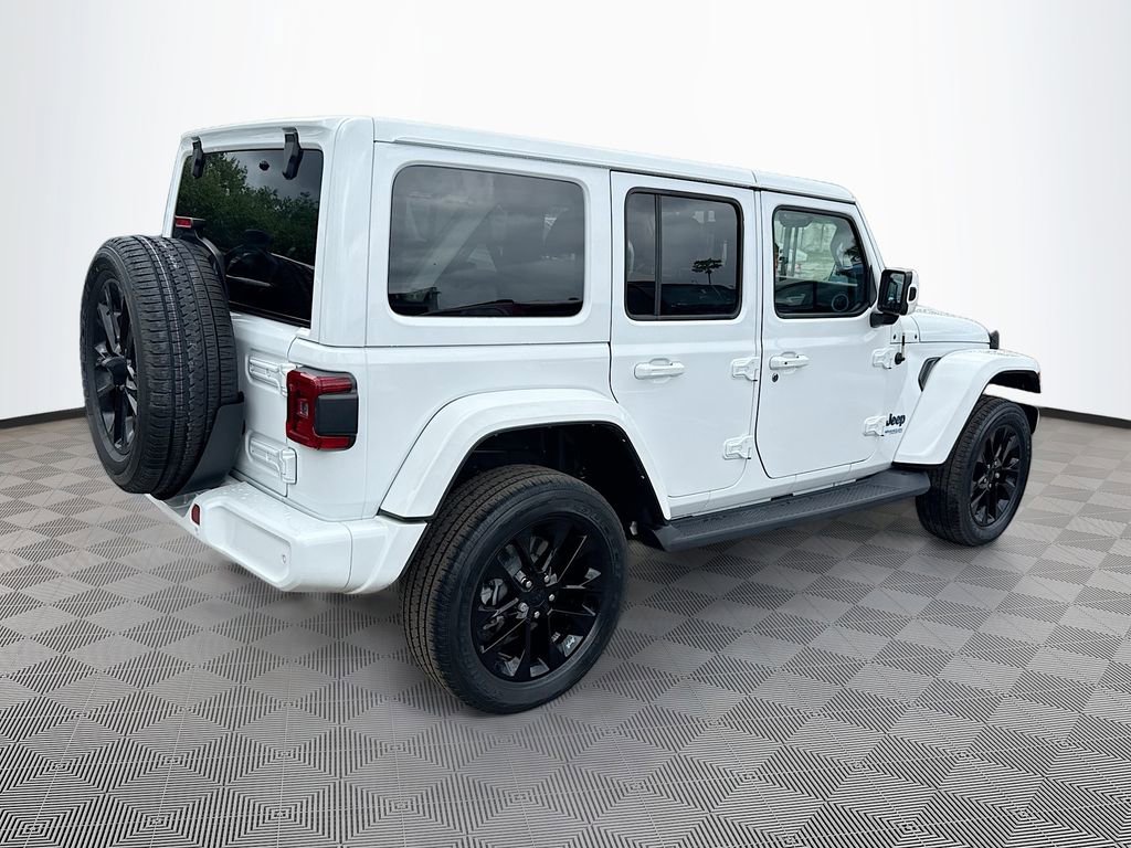 Used 2021 Jeep Wrangler Unlimited Sahara AWD/4WD image 6