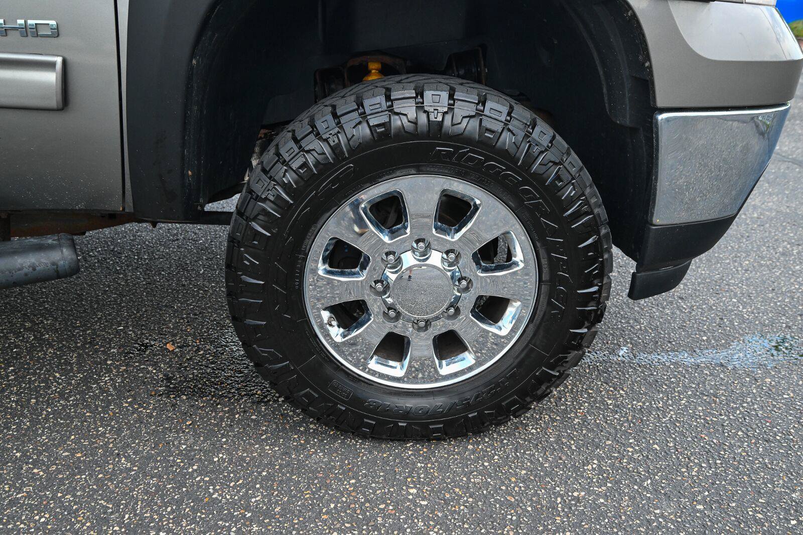 Used 2013 GMC Sierra 2500 SLT w/ SLT Convenience Package AWD/4WD image 15