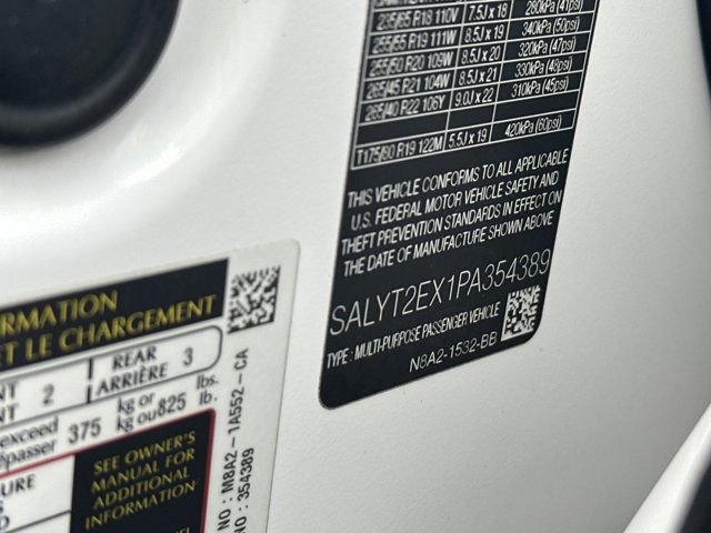 Used 2023 Land Rover Range Rover Velar R-Dynamic S image 38