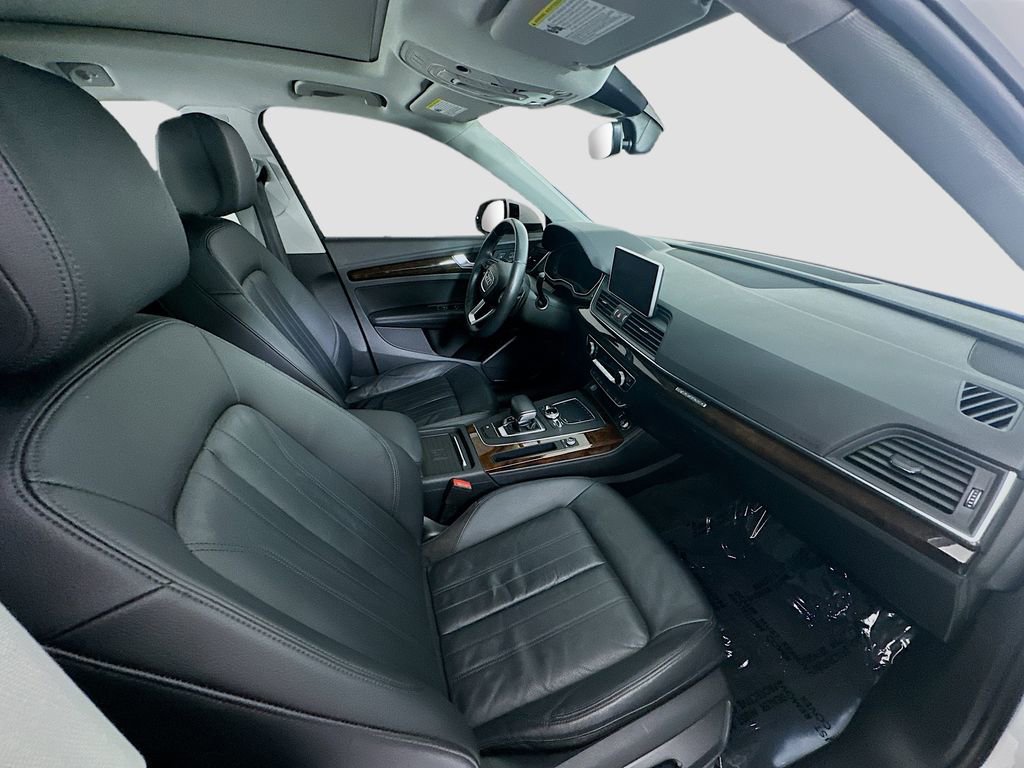 Used 2020 Audi Q5 2.0T Premium Plus w/ Premium Plus Package image 28