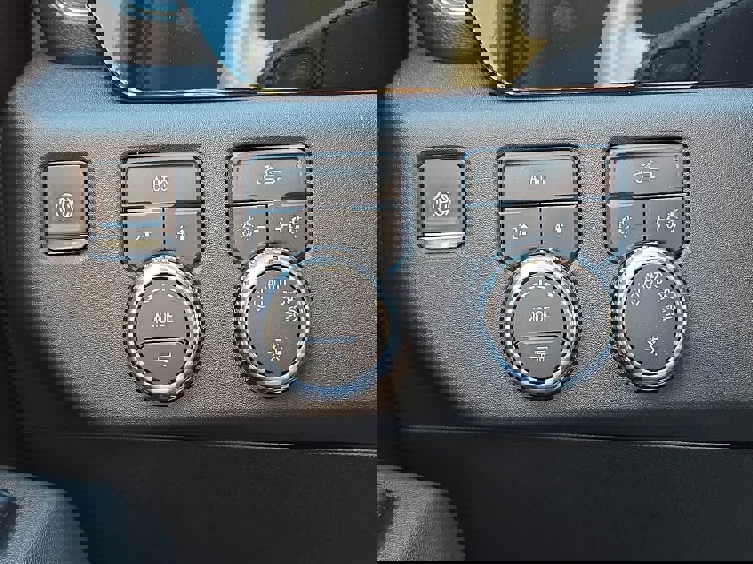 New 2026 GMC Sierra 1500 SLE w/ Preferred Package image 18