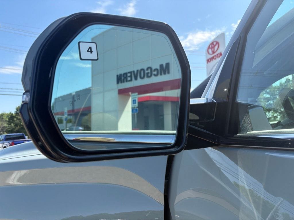 New 2026 Toyota Tundra Limited AWD/4WD image 29