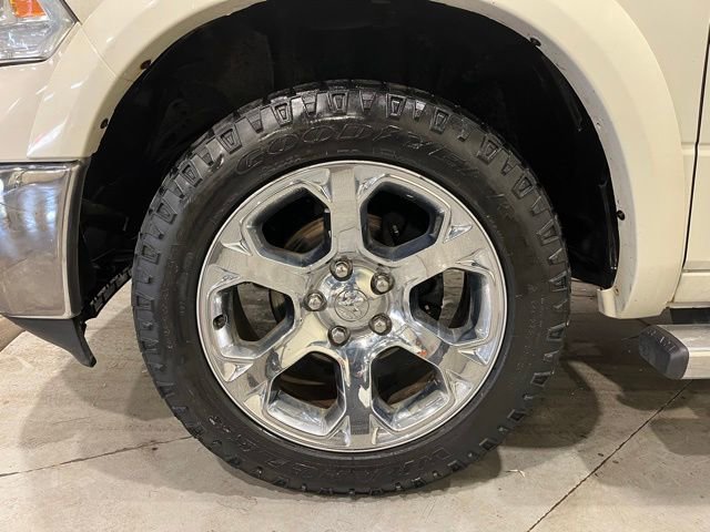 Used 2016 RAM 1500 Laramie w/ Convenience Group AWD/4WD image 14