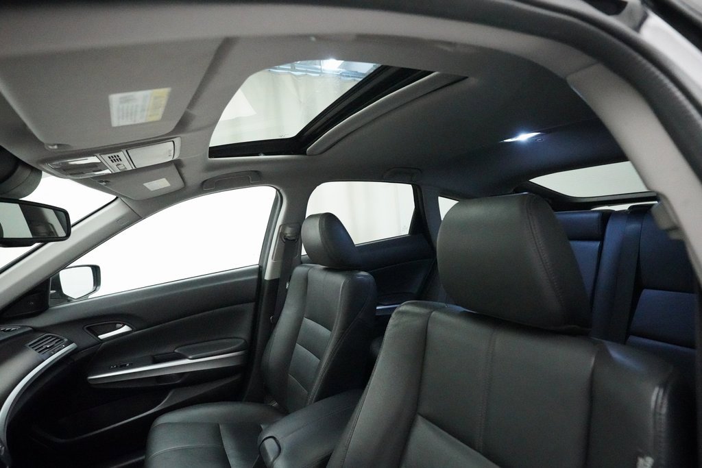 Used 2014 Honda Crosstour EX-L image 32