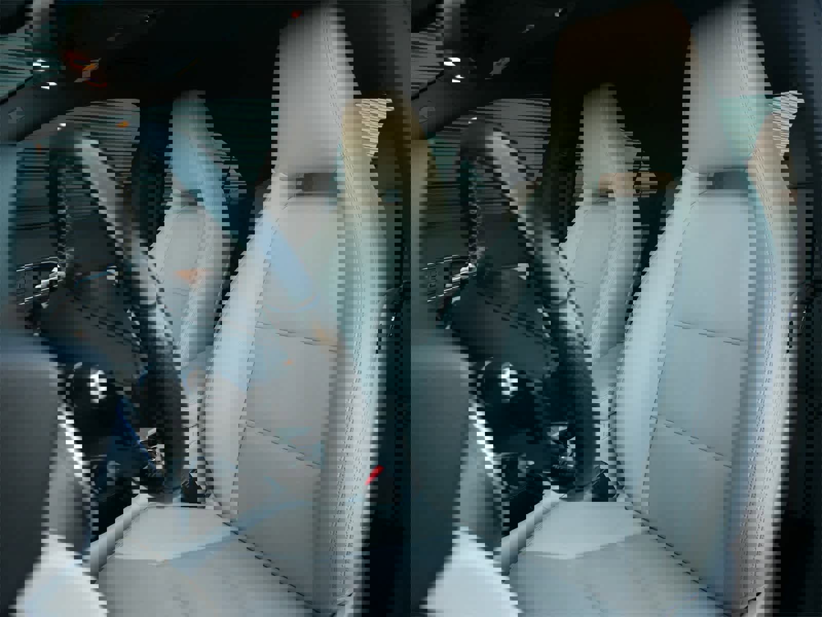 Used 2015 Mercedes-Benz CLA 250 4MATIC image 5