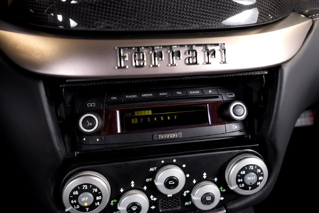 Used 2010 Ferrari 599 GTB Fiorano RWD image 46