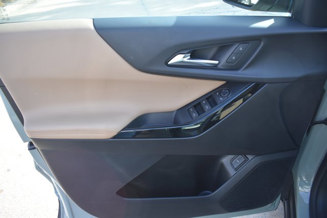 New 2026 Chevrolet Equinox ACTIV w/ Safety and Technology Package image 12