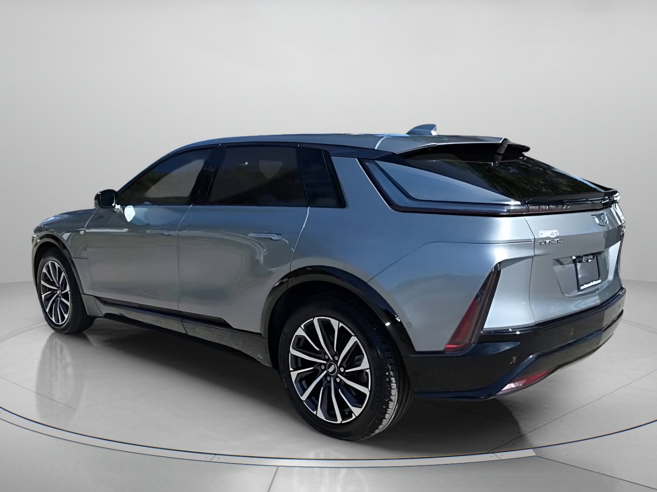 Used 2024 Cadillac Lyriq Sport image 21