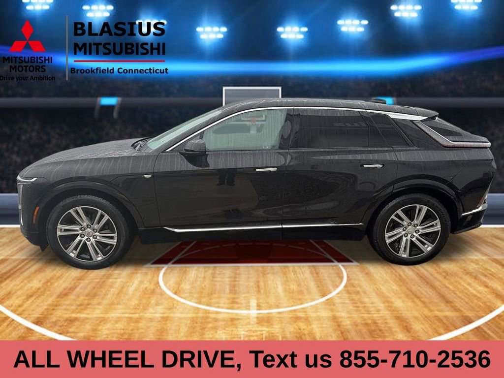 Used 2024 Cadillac Lyriq Tech image 5