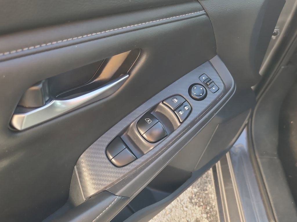 Used 2024 Nissan Sentra SV image 22