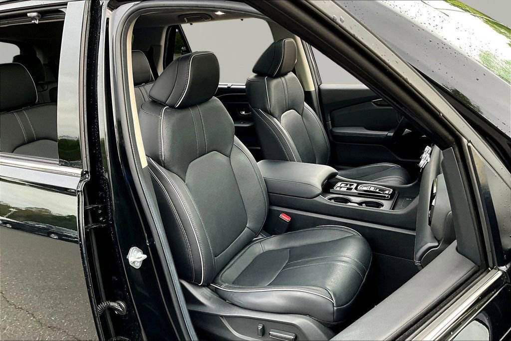 Used 2024 Honda Pilot Elite image 23