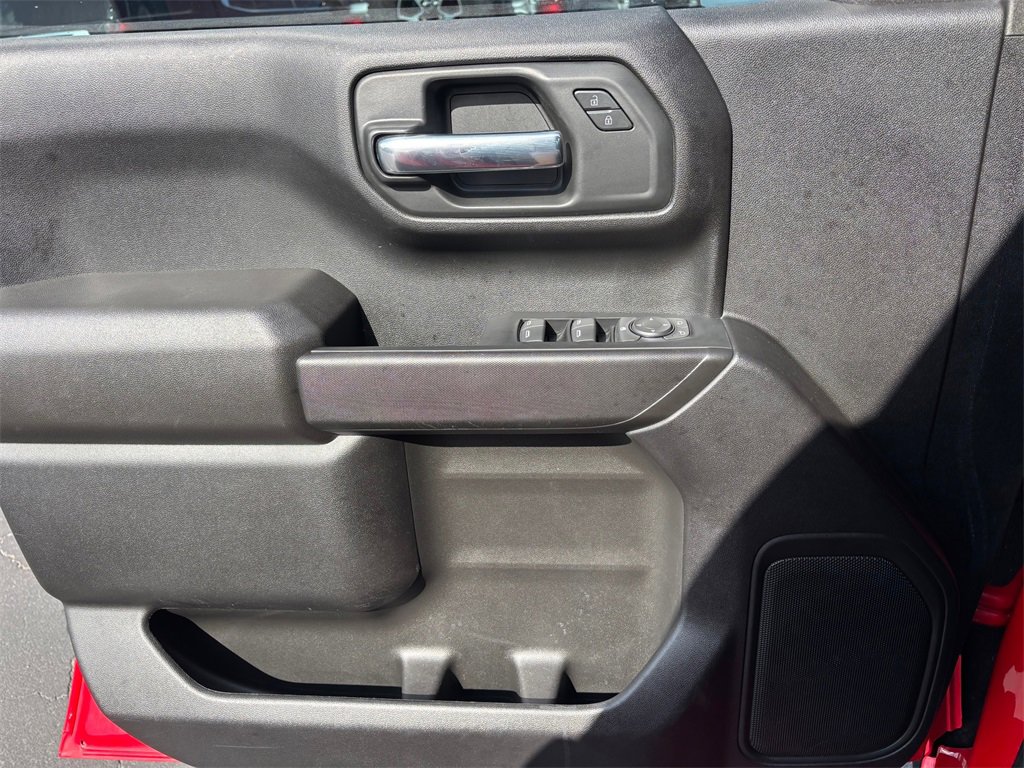 Certified 2024 Chevrolet Silverado 1500 Custom image 19
