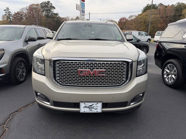 Used 2016 GMC Yukon Denali image 2