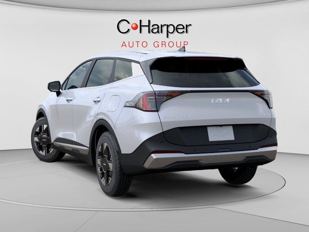 New 2026 Kia Sportage LX w/ LX Convenience Package AWD/4WD image 4