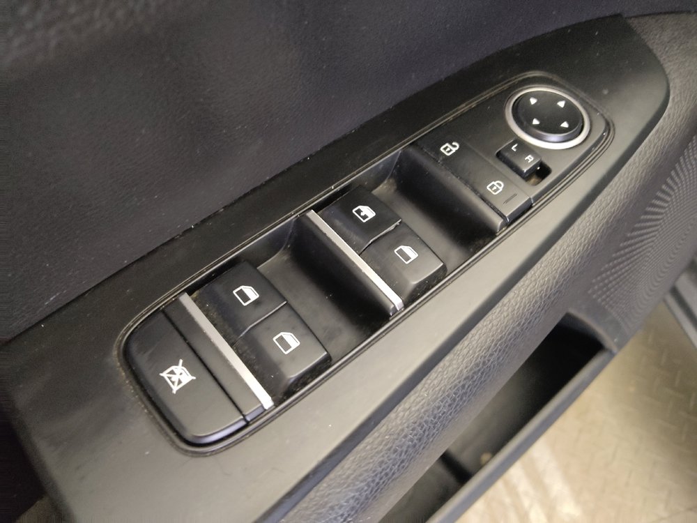 Used 2021 Kia Forte LXS FWD image 27