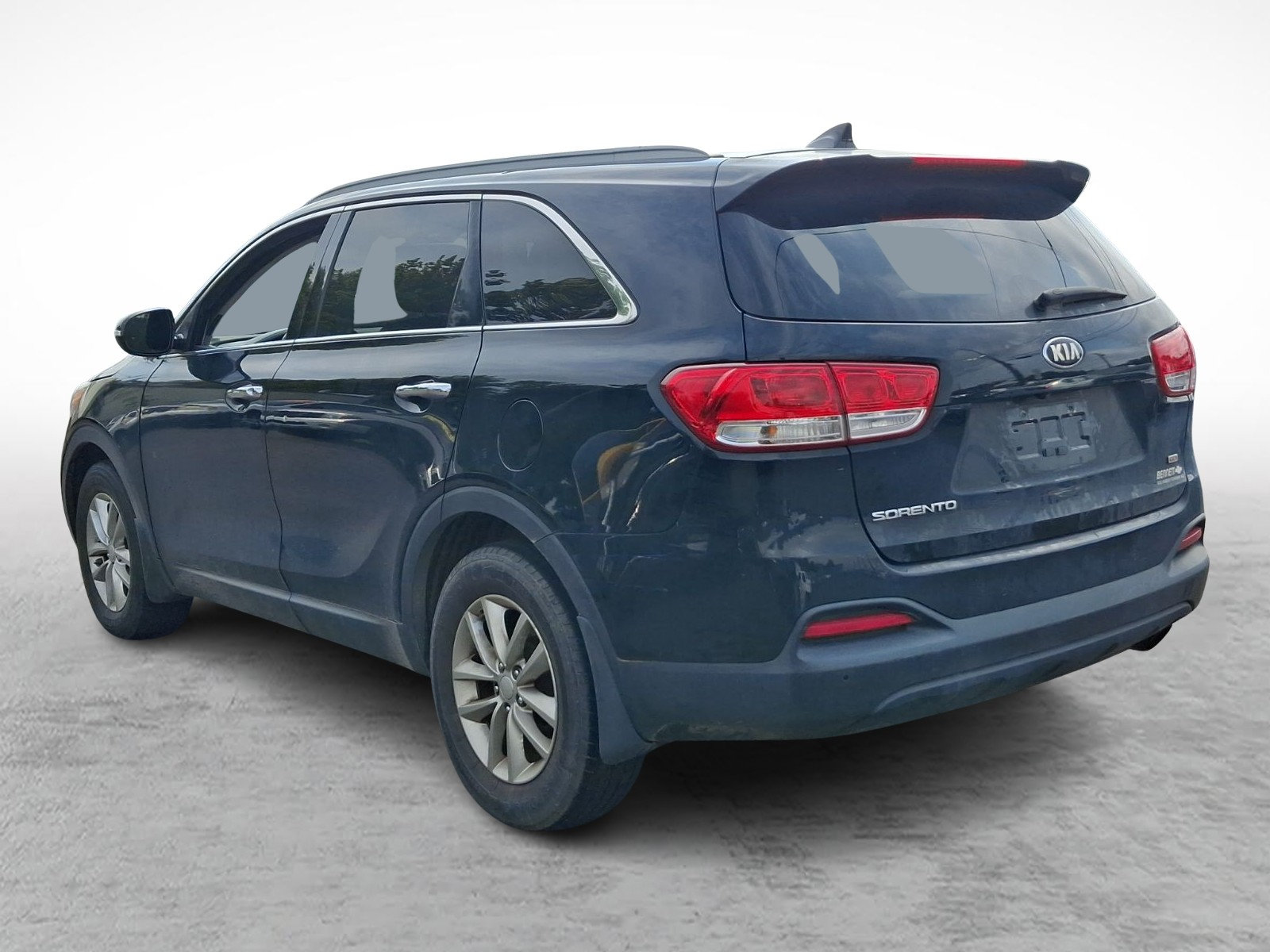 Used 2016 Kia Sorento w/ LX Convenience Package FWD image 4