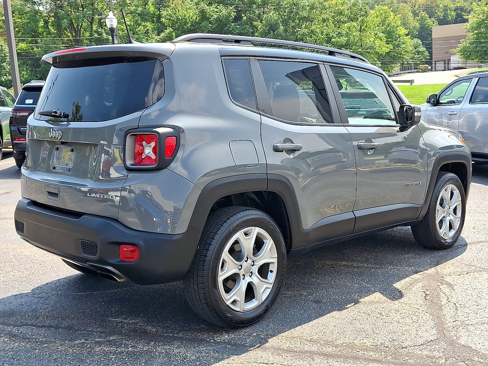 Certified 2020 Jeep Renegade Limited AWD/4WD image 4