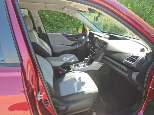Used 2022 Subaru Forester Premium AWD/4WD image 12