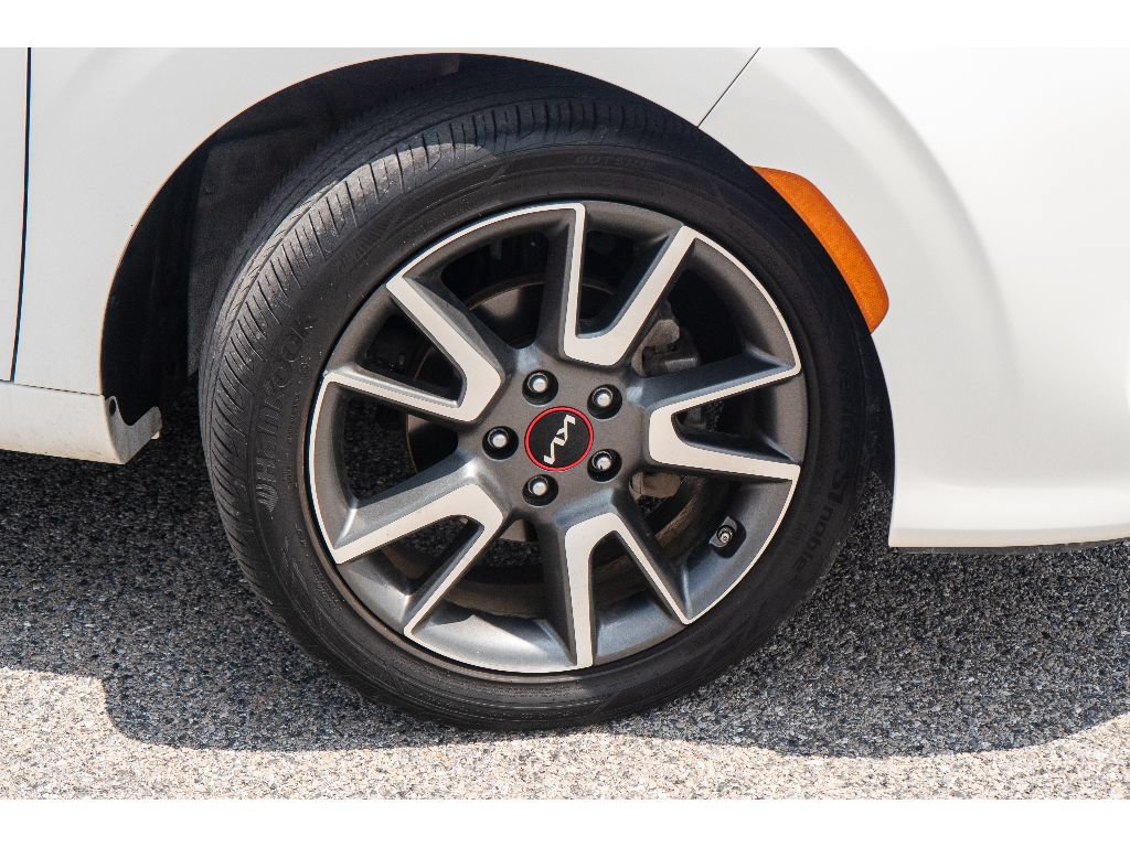 Used 2022 Kia Soul GT-Line FWD image 32