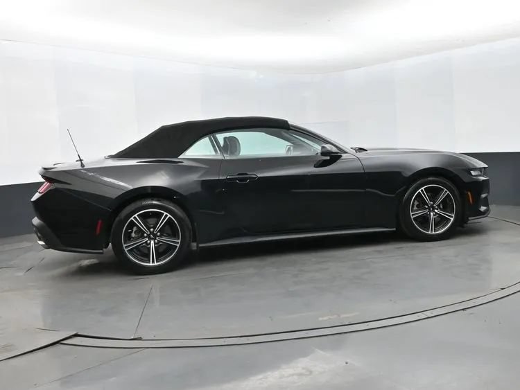 Used 2024 Ford Mustang Premium RWD image 4