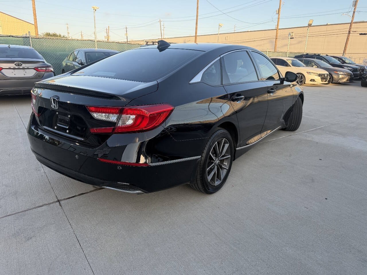 Used 2021 Honda Accord EX-L image 5