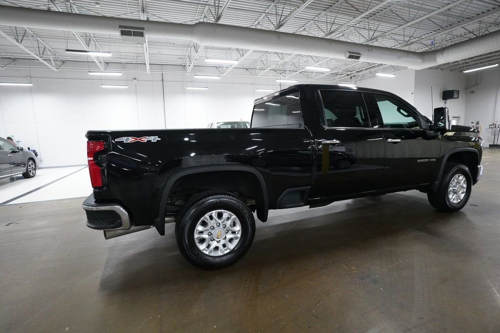 Certified 2024 Chevrolet Silverado 2500 LTZ image 34