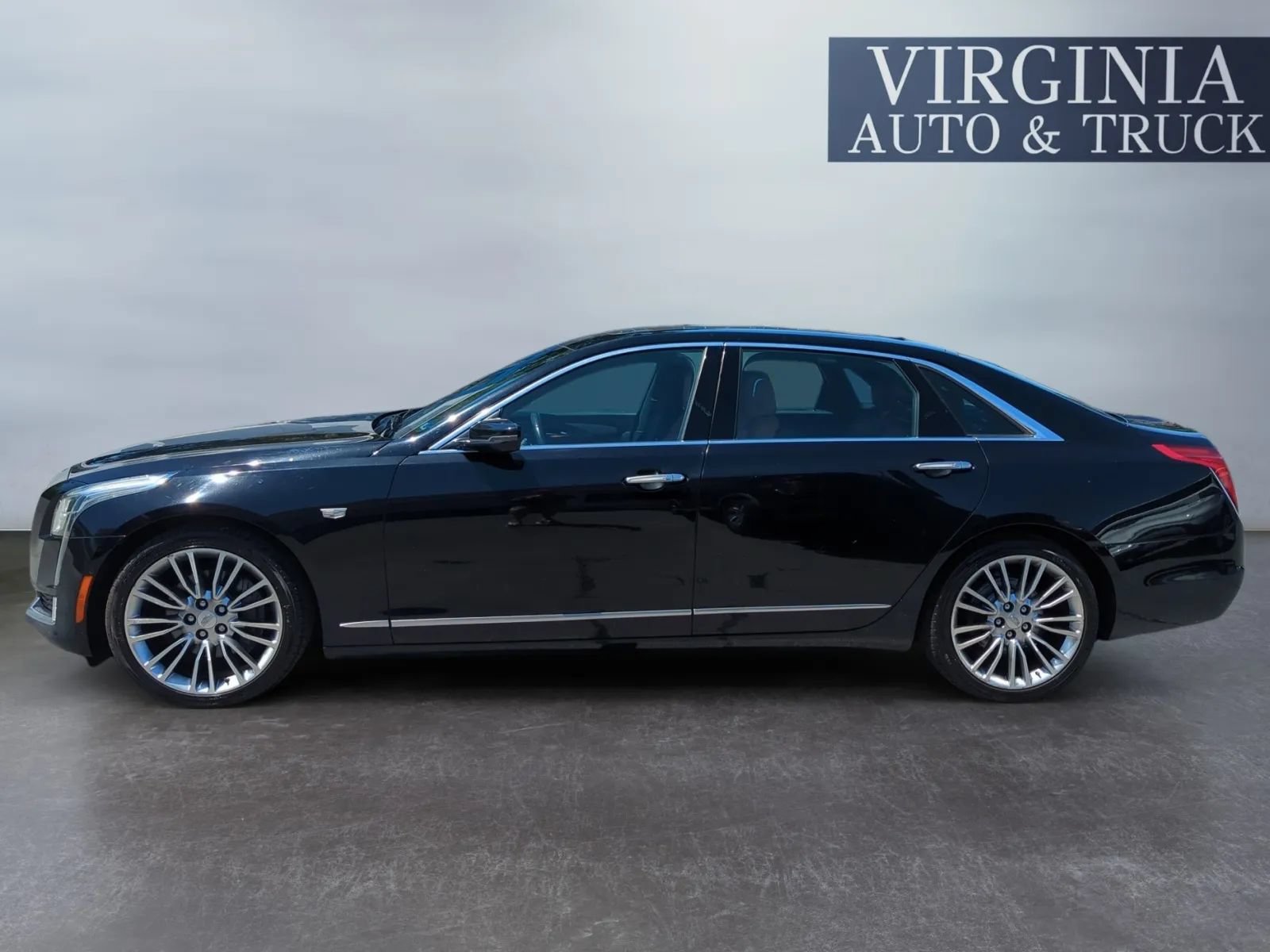 Used 2016 Cadillac CT6 Premium Luxury w/ Driver Assist Package AWD/4WD image 2