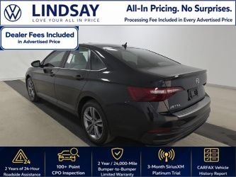 Used 2023 Volkswagen Jetta SE FWD image 6