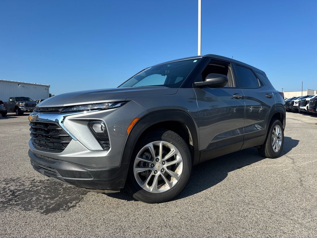 Used 2025 Chevrolet TrailBlazer LS w/ LS Convenience Package