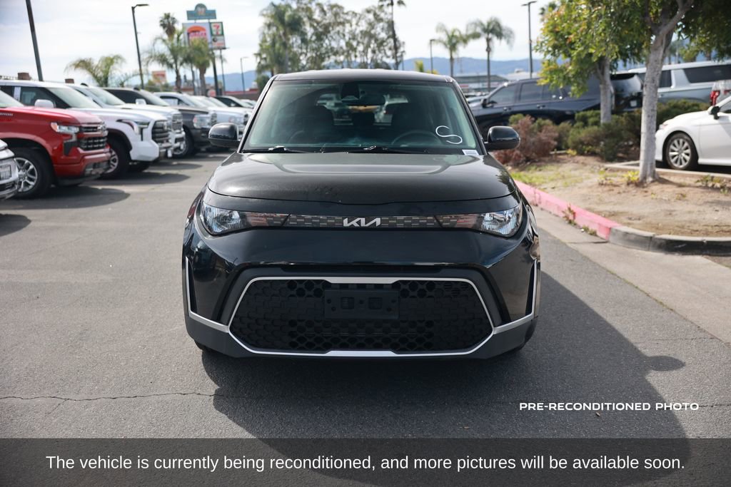 Used 2023 Kia Soul LX w/ LX Technology Package image 9