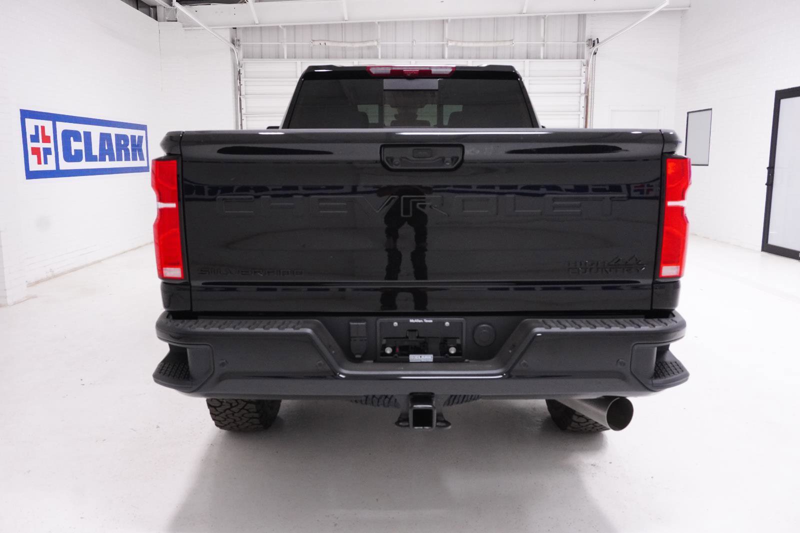 New 2026 Chevrolet Silverado 2500 High Country w/ High Country Premium Package image 6