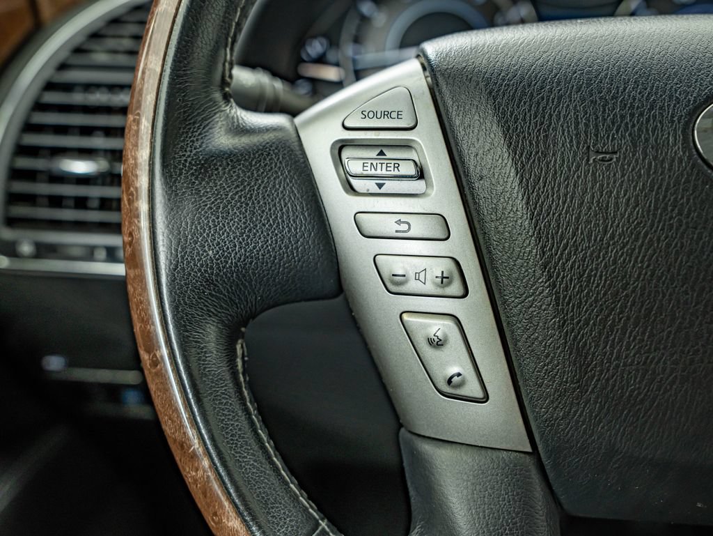 Used 2017 INFINITI QX80 4WD w/ Driver Assistance Package image 21