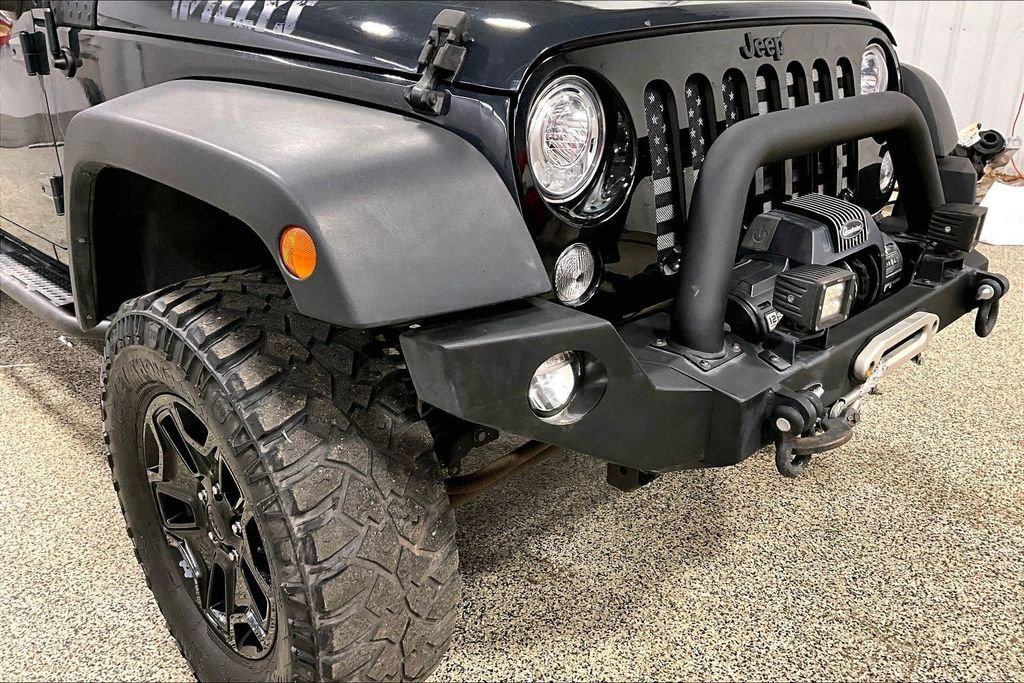 Used 2017 Jeep Wrangler Unlimited Willys image 29