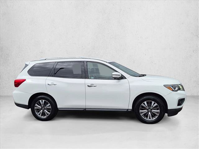 Used 2018 Nissan Pathfinder SL AWD/4WD image 4