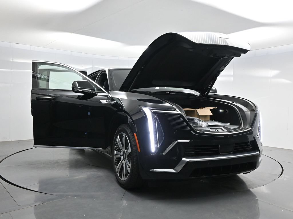 Used 2025 Cadillac Escalade IQ Luxury 2 w/ LPO, Premium Carpet Package AWD/4WD image 35