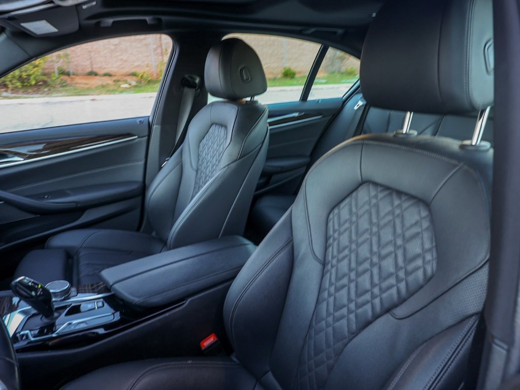 Used 2023 BMW 530e image 14