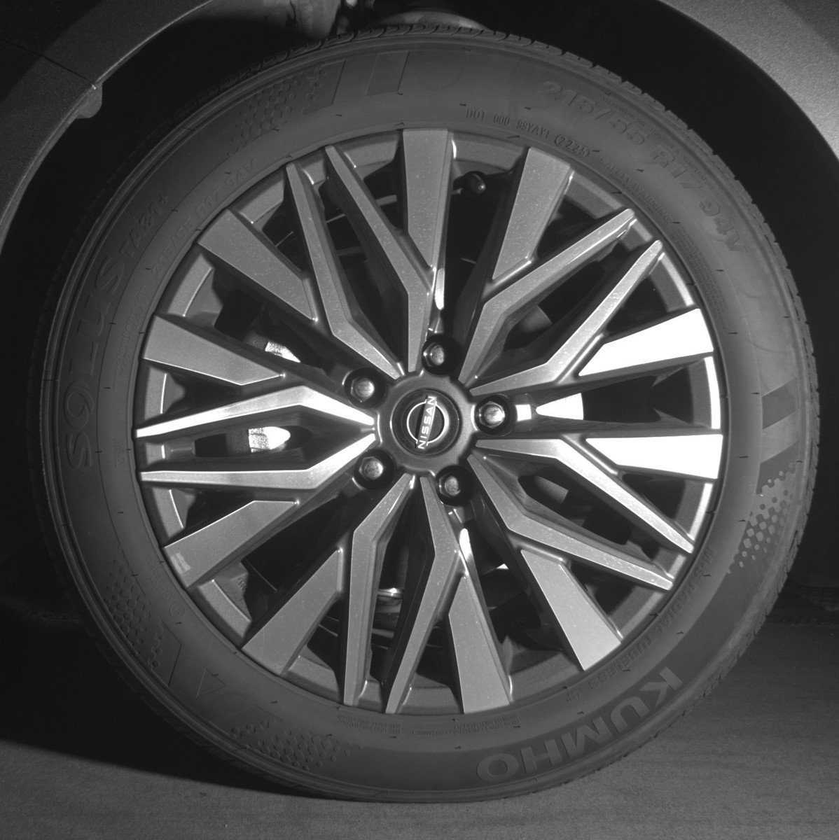 Used 2025 Nissan Altima 2.5 SV image 12