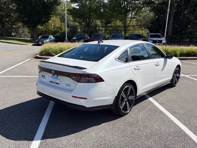 Used 2024 Honda Accord Sport image 8