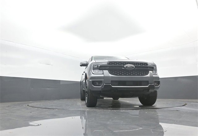 New 2025 Ford Ranger Lariat w/ FX4 Off-Road Package image 32