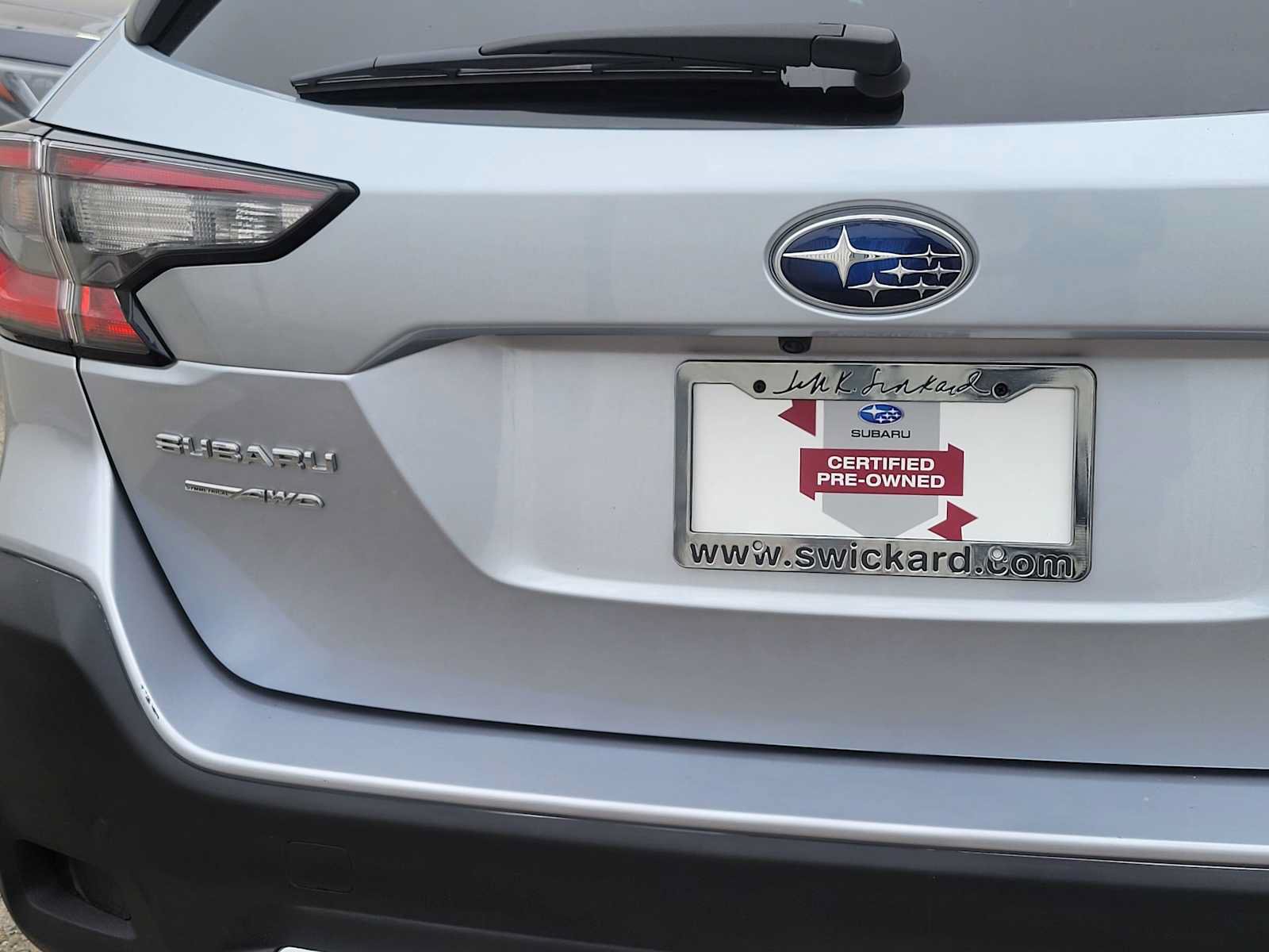 Certified 2025 Subaru Outback Limited AWD/4WD image 13