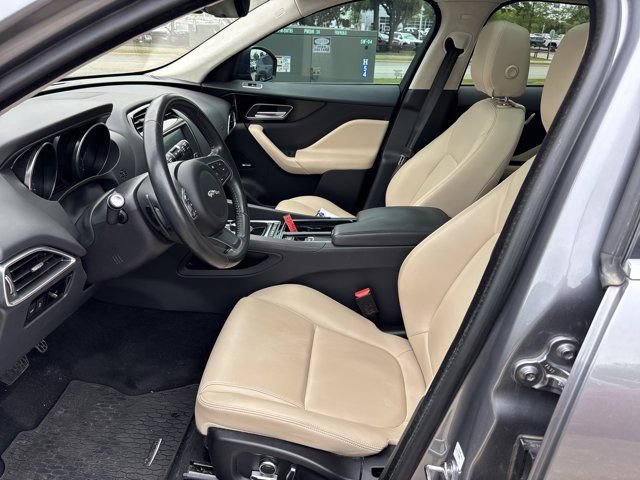 Used 2020 Jaguar F-PACE Premium AWD/4WD image 15