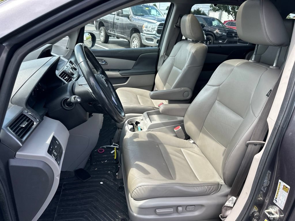 Used 2015 Honda Odyssey EX-L image 16