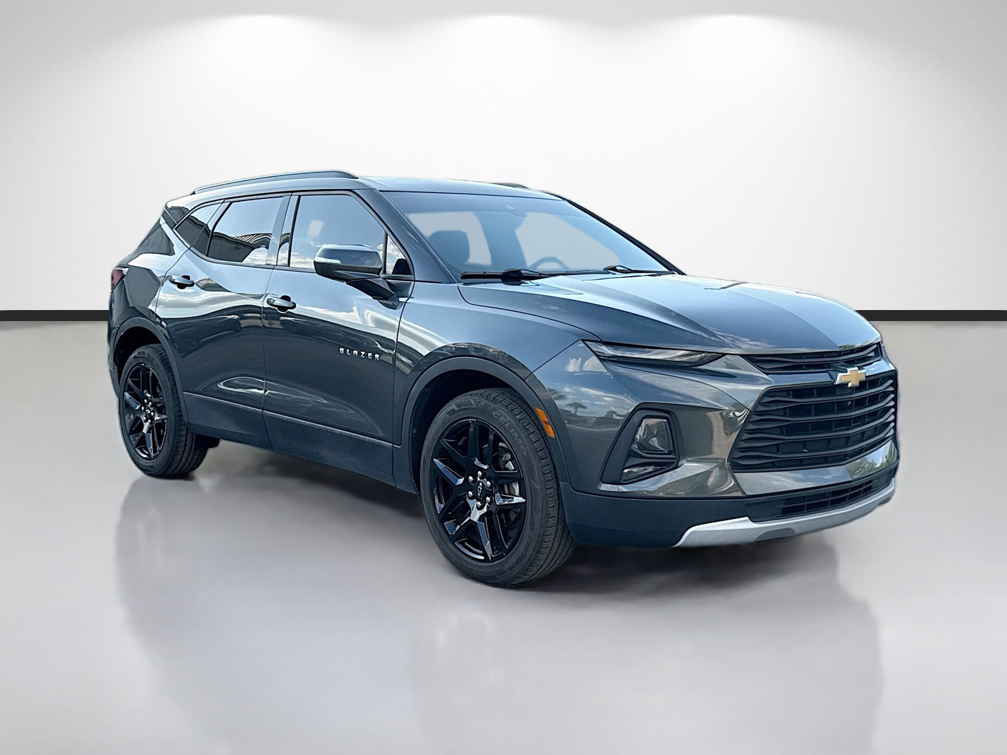 Used 2020 Chevrolet Blazer LT w/ Sound & Technology Package FWD image 1