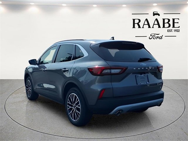 New 2025 Ford Escape SE image 5