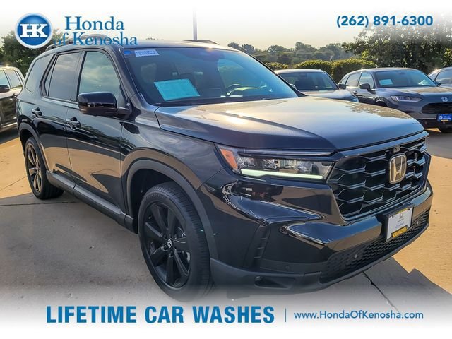 Certified 2025 Honda Pilot Black Edition image 3